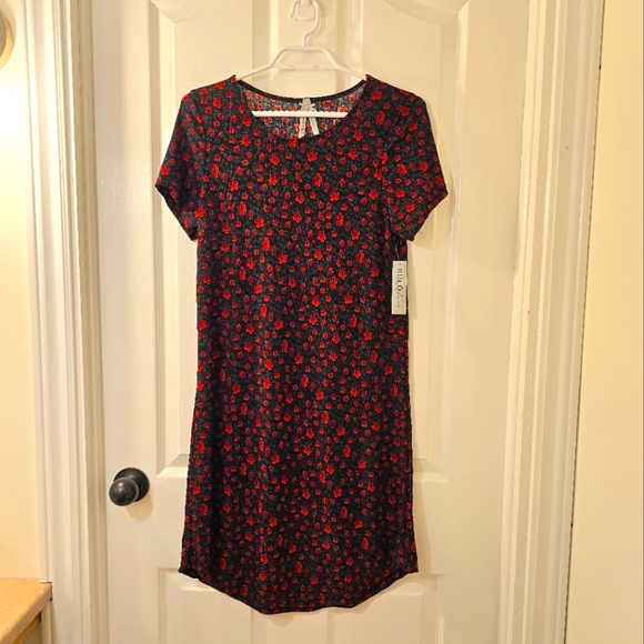 NWT | Short Sleeve Dress | Size Medium - Picture 1 of 5